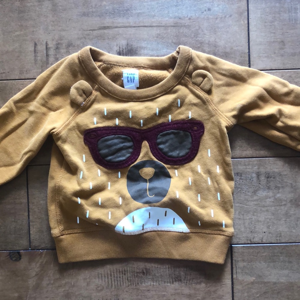 Baby gap sweatshirt bear with ears 12-18 M
